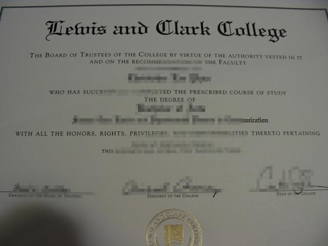 克拉克外语学院毕业证认证成绩单Diploma