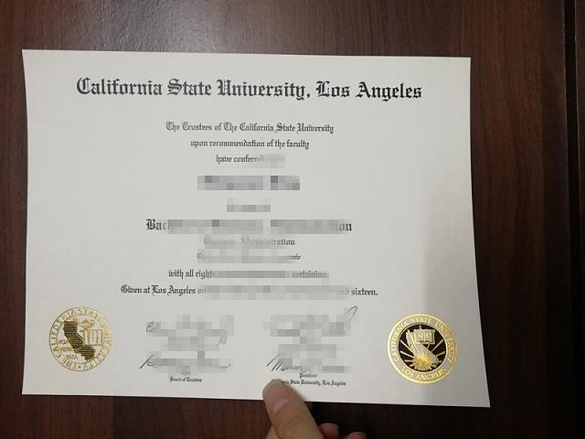 加州圣名女校毕业模板认Z成绩单Diploma